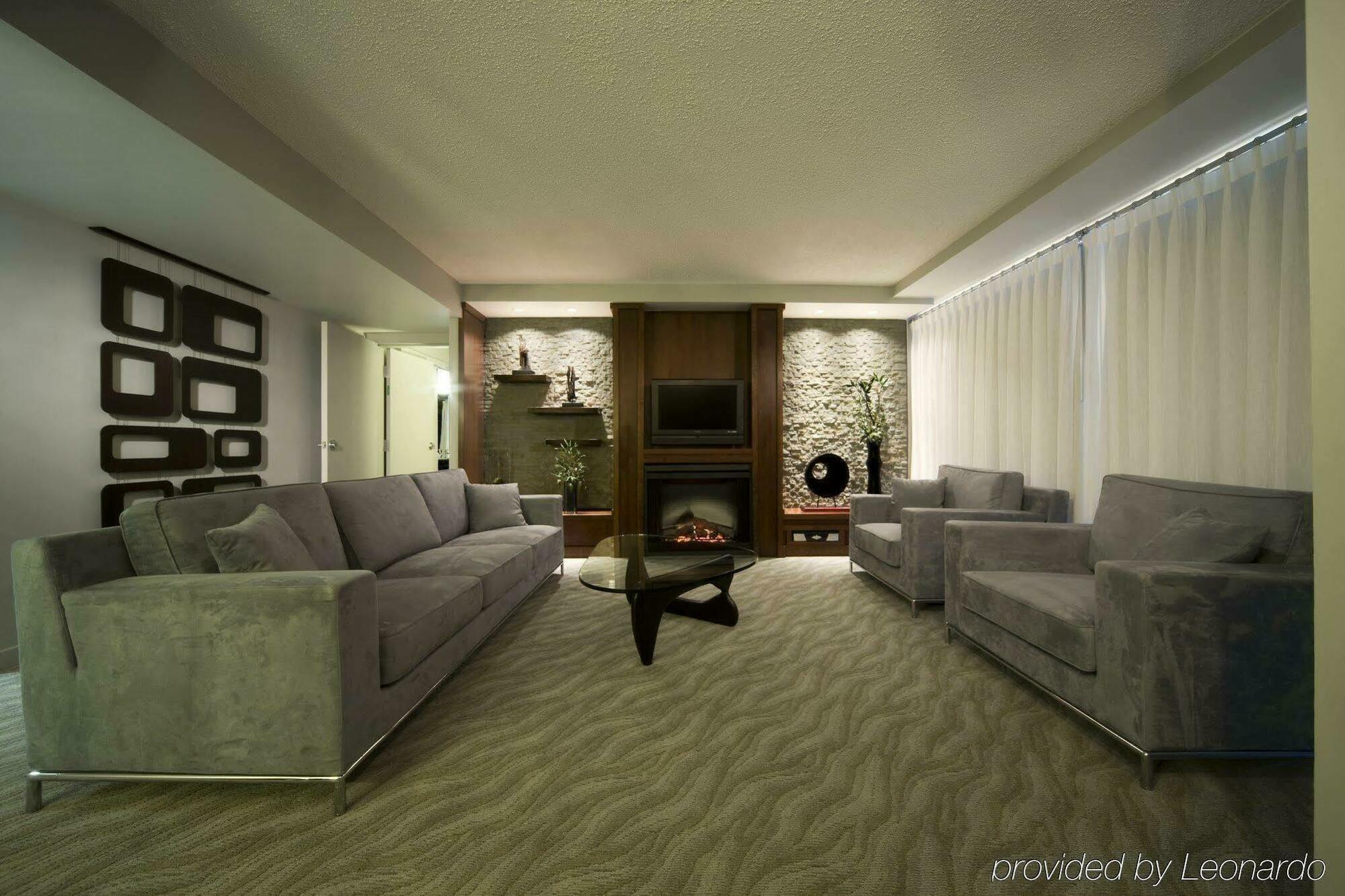 Matrix Hotel Edmonton Kültér fotó